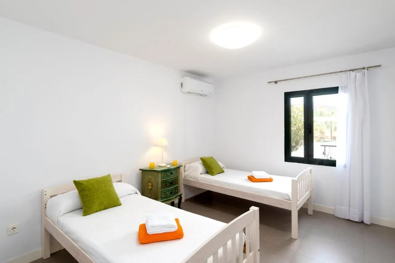 Villa Diamond By Villa Plus La Oliva 0*,